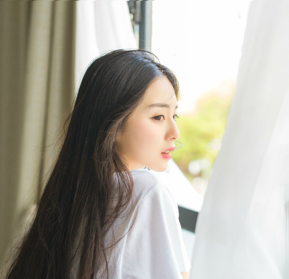 法正也不多做解释，拍了拍手道：“将你们当日对话，再说一遍。”